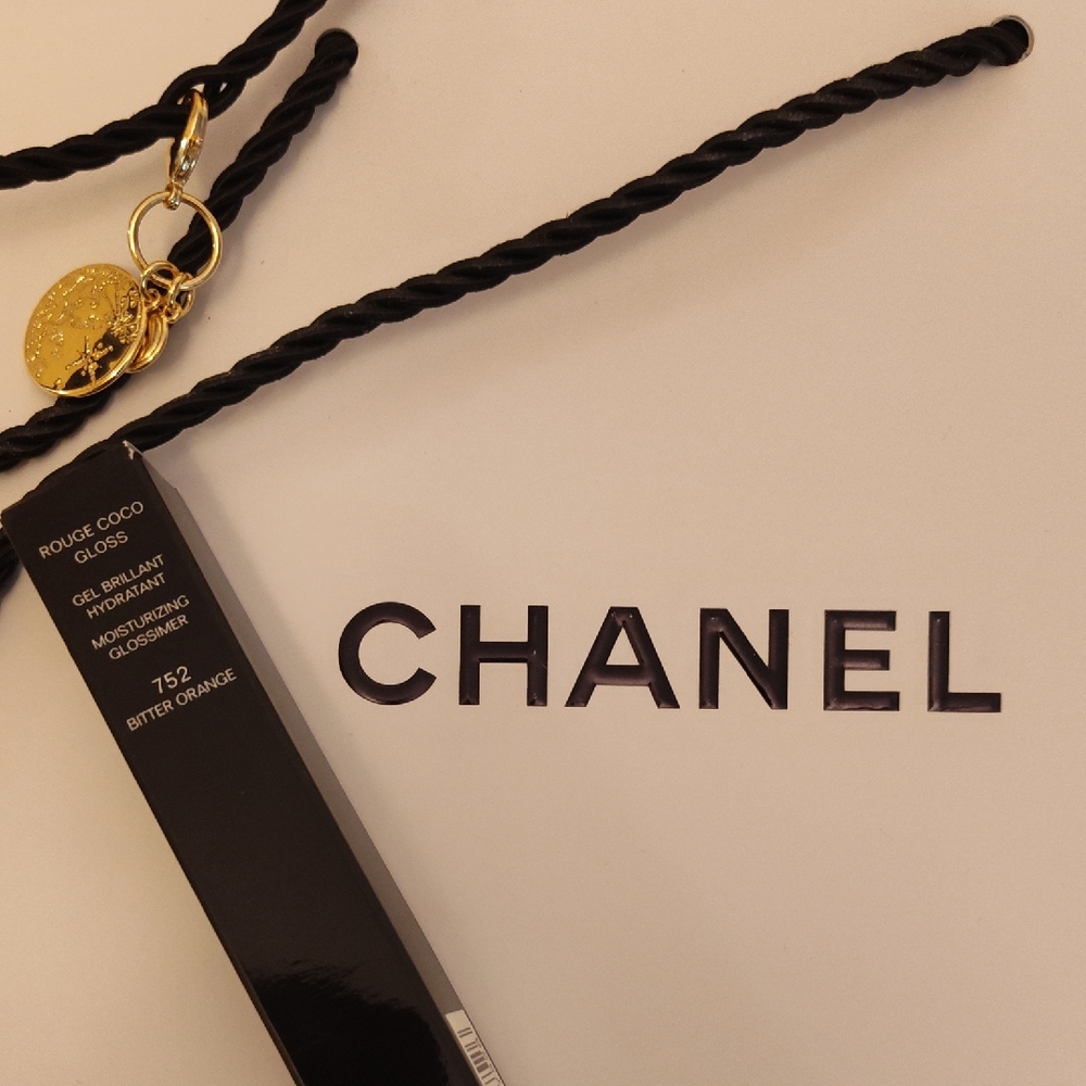 Chanel Rouge Coco Gloss in Bitter Orange